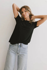 Dia Basic Tee In Black - Final Sale