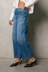 Juliette Barrel Jeans In Medium Wash - Final Sale