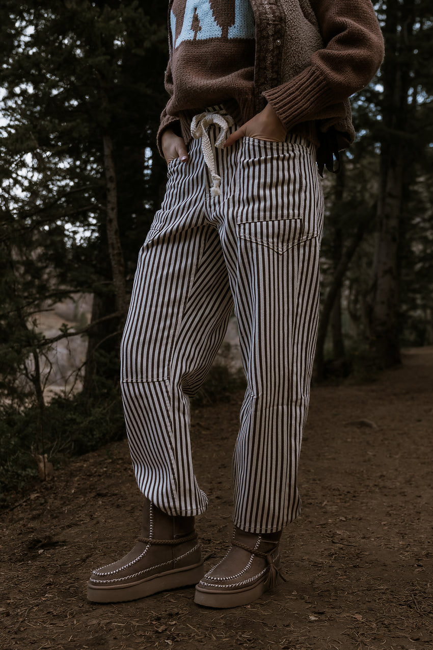 Jocelyn Barrel Jeans in Brown - FINAL SALE