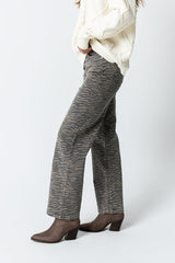 Avia Wide Leg Jeans