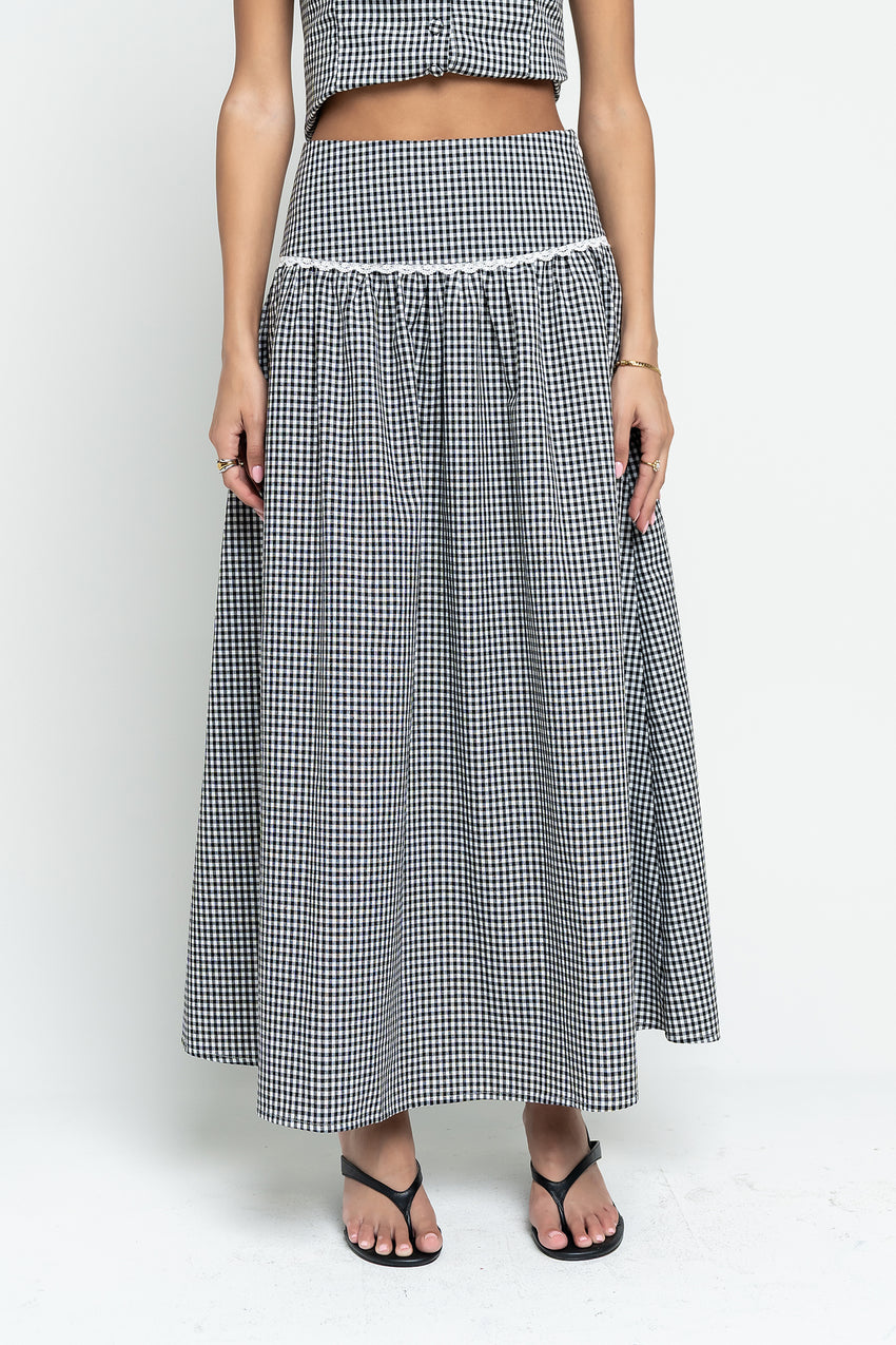 Kellie Gingham Skirt in Black